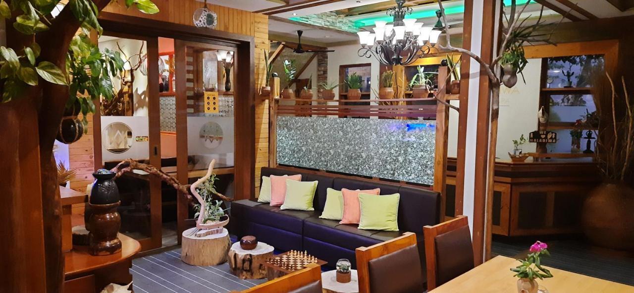 Maladiwa Beach & Spa Maafushi Exteriér fotografie