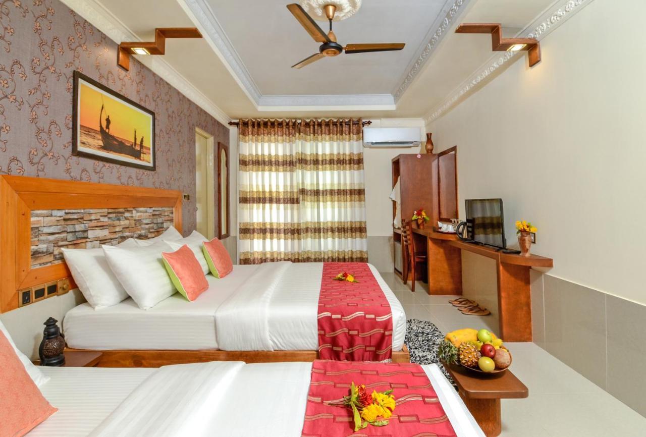 Maladiwa Beach & Spa Maafushi Exteriér fotografie