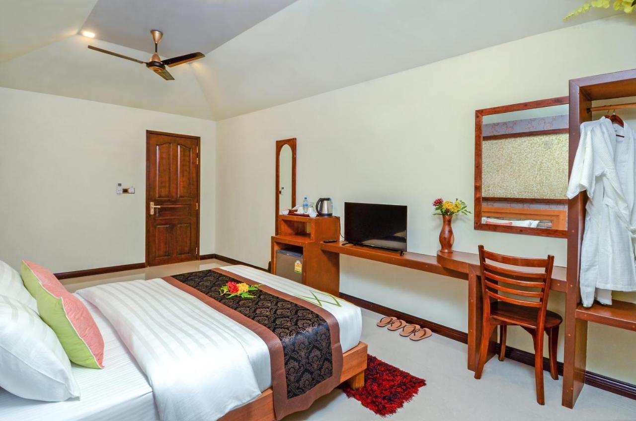 Maladiwa Beach & Spa Maafushi Exteriér fotografie