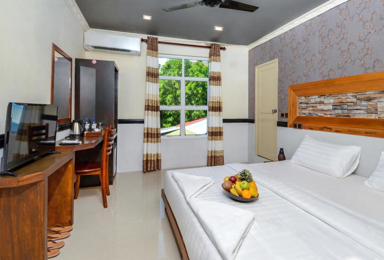 Maladiwa Beach & Spa Maafushi Exteriér fotografie