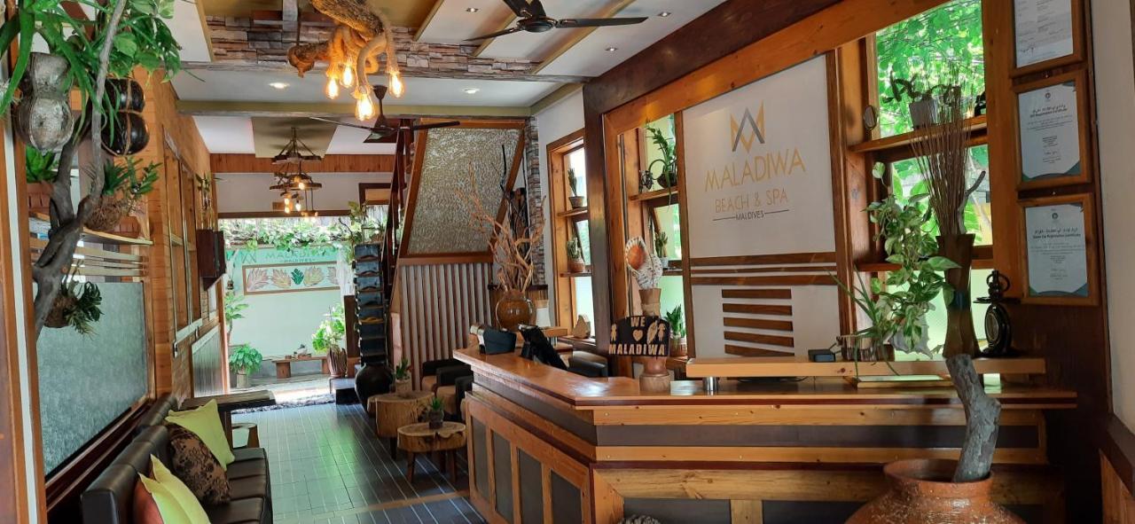 Maladiwa Beach & Spa Maafushi Exteriér fotografie